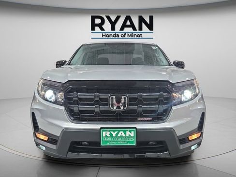 Certified 2024 Honda Ridgeline Sport image 5