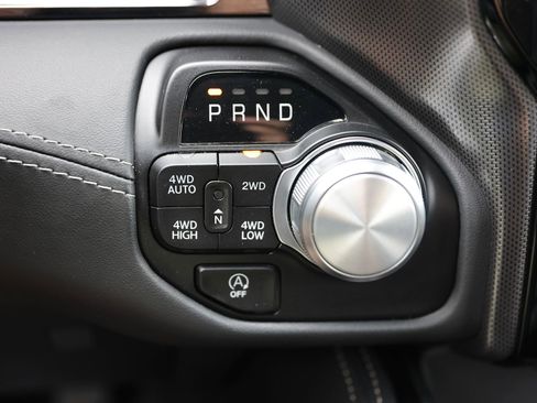 Used 2024 RAM 1500 Limited w/ Night Edition AWD/4WD image 32