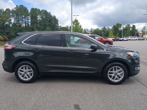 Certified 2024 Ford Edge SEL w/ Convenience Package AWD/4WD image 3