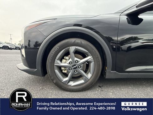 Used 2025 Kia K4 FWD image 10