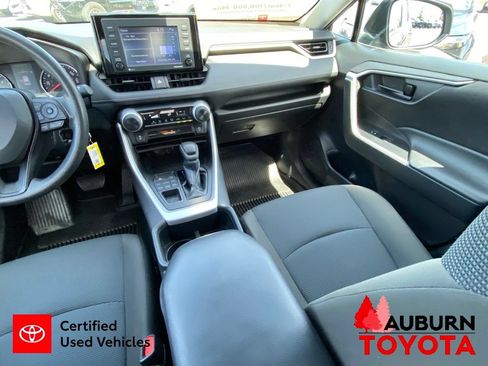 Used 2022 Toyota RAV4 LE AWD/4WD image 25