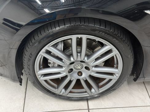Used 2017 Maserati Ghibli S RWD image 35