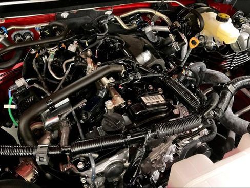 Certified 2025 Toyota Tacoma TRD Sport image 31