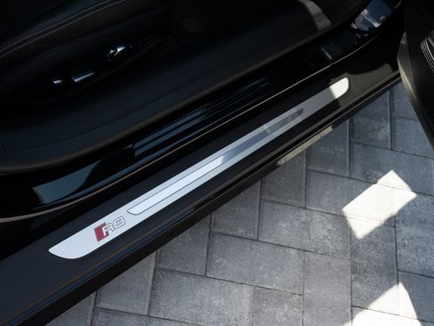 Used 2017 Audi R8 V10 AWD/4WD image 48