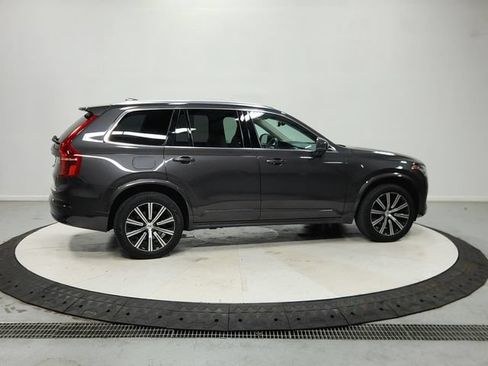 Used 2023 Volvo XC90 B6 Core AWD/4WD image 9