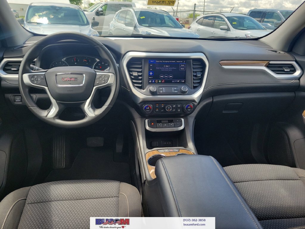 Used 2023 GMC Acadia SLE AWD/4WD image 7