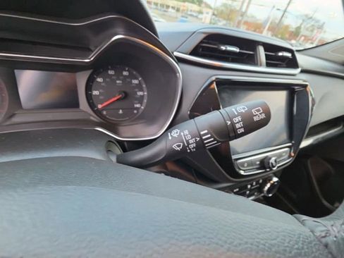 Used 2023 Chevrolet TrailBlazer ACTIV w/ Convenience Package image 14