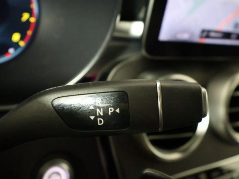 Used 2021 Mercedes-Benz GLC 300 4MATIC w/ Multimedia Package image 45