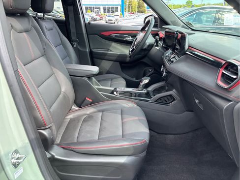 Certified 2024 Chevrolet TrailBlazer RS w/ Convenience Package AWD/4WD image 24