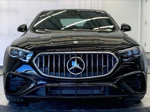 Used 2025 Mercedes-Benz E 53 AMG e 4MATIC Sedan image 8