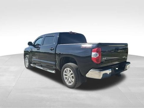 Used 2020 Toyota Tundra SR5 w/ SR5 Leather Package AWD/4WD image 5
