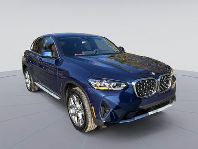 New 2025 BMW X4 xDrive30i w/ Premium Package