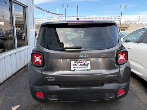 Used 2017 Jeep Renegade Sport w/ Power & Air Group image 3