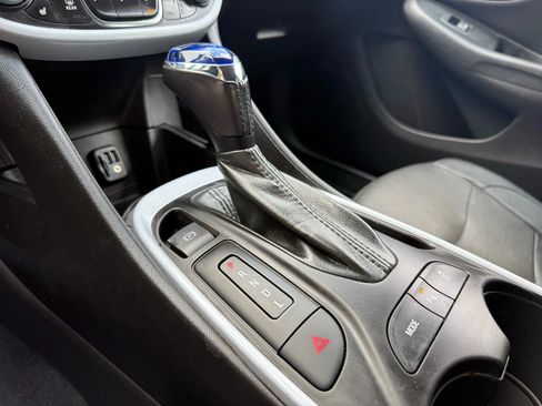 Used 2019 Chevrolet Volt LT w/ Power Convenience Package image 24