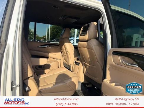 Used 2018 Cadillac Escalade ESV Platinum AWD/4WD image 12