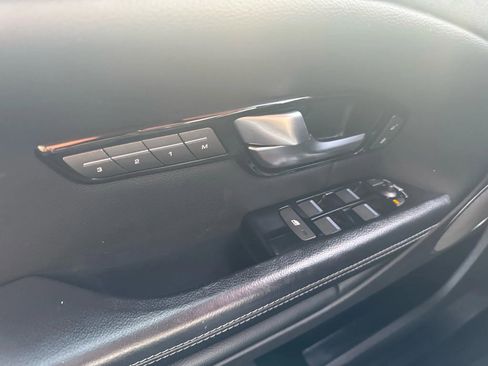 Used 2016 Land Rover Range Rover Evoque SE image 38