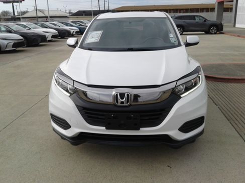 Used 2021 Honda HR-V LX image 2