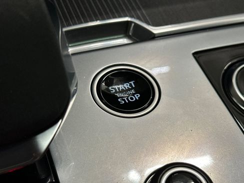 Used 2023 Land Rover Range Rover First Edition image 35
