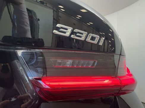 Certified 2025 BMW 330i Sedan w/ M Sport Package image 30