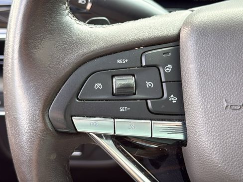 Used 2023 Cadillac Escalade ESV Sport w/ LPO, ONYX Package AWD/4WD image 16