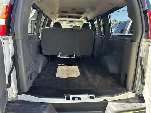 Used 2014 GMC Savana 1500 LT w/ LT Preferred Equipment Group RWD image 12