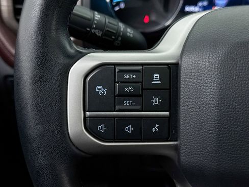 Used 2024 Ford Expedition Limited image 22