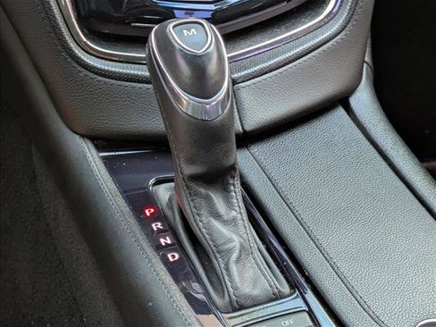 Used 2018 Cadillac CTS V w/ Luxury Package RWD image 16