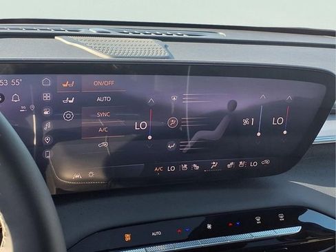 New 2026 Buick Enclave Avenir AWD/4WD image 7