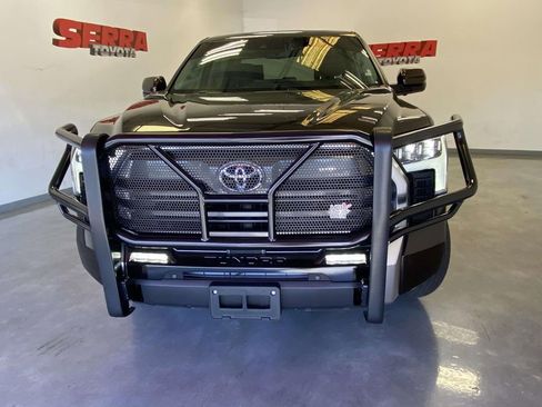 Used 2024 Toyota Tundra Limited AWD/4WD image 8