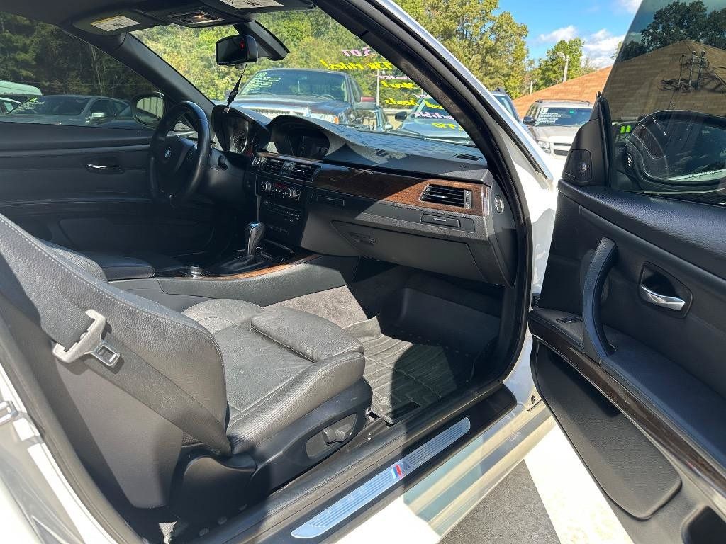 Used 2013 BMW 335i Convertible RWD image 24
