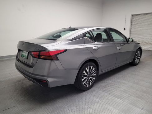 Used 2023 Nissan Altima 2.5 SV image 9