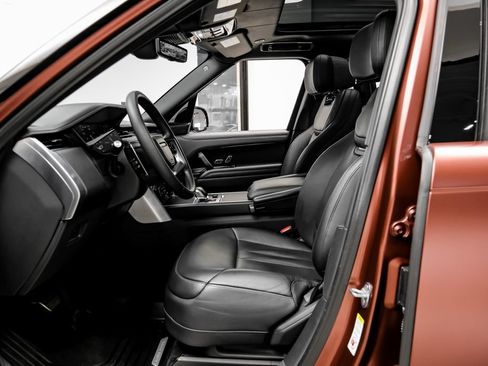 Used 2023 Land Rover Range Rover SV AWD/4WD image 8