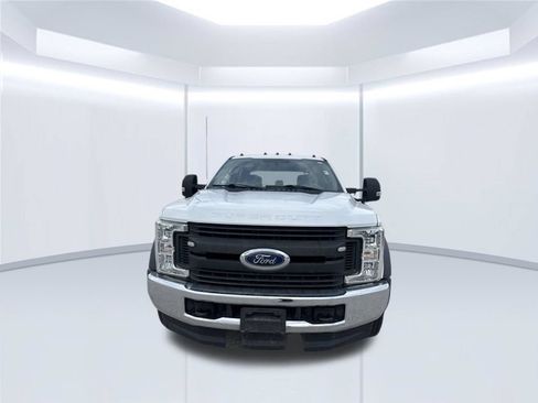 Used 2018 Ford F550 4x4 Crew Cab Super Duty image 8