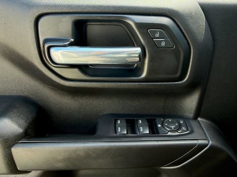 Used 2021 Chevrolet Silverado 1500 W/T w/ WT Value Package AWD/4WD image 11