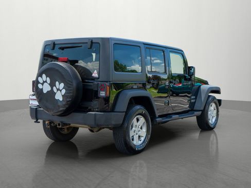 Used 2012 Jeep Wrangler Unlimited Sport AWD/4WD image 7