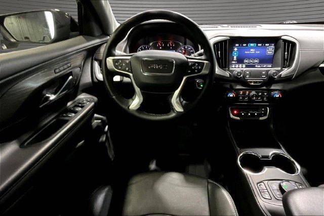 Used 2023 GMC Terrain SLT w/ Elevation Edition FWD image 8
