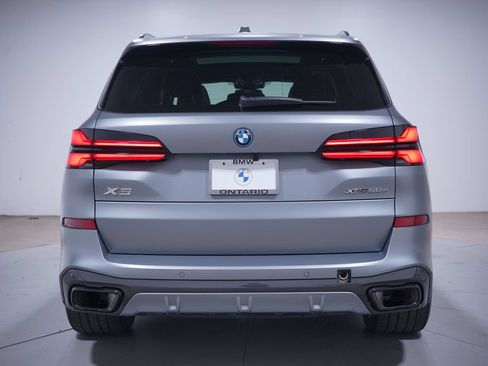 Used 2026 BMW X5 xDrive50e w/ M Sport Package AWD/4WD image 5