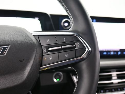 Used 2024 Chevrolet Traverse LT w/ Midnight/Sport Edition FWD image 48