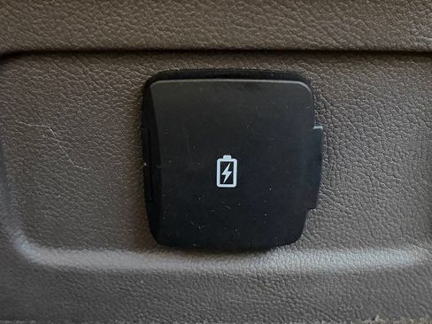 Used 2022 Lincoln Corsair AWD w/ Premium Package image 18