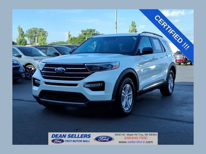 Certified 2024 Ford Explorer XLT w/ Equipment Group 202A