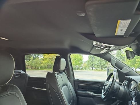 Used 2022 RAM 1500 Limited AWD/4WD image 12