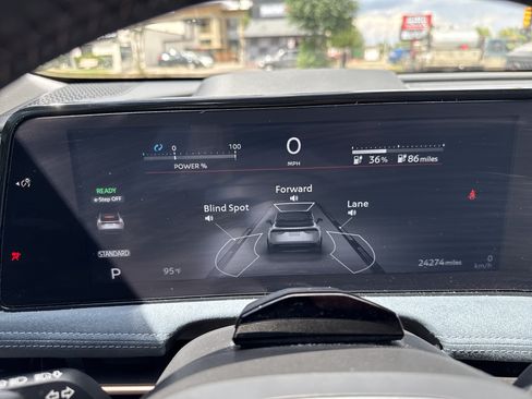 Certified 2024 Nissan Ariya AWD image 17