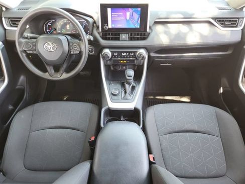 Certified 2025 Toyota RAV4 XLE AWD/4WD image 21