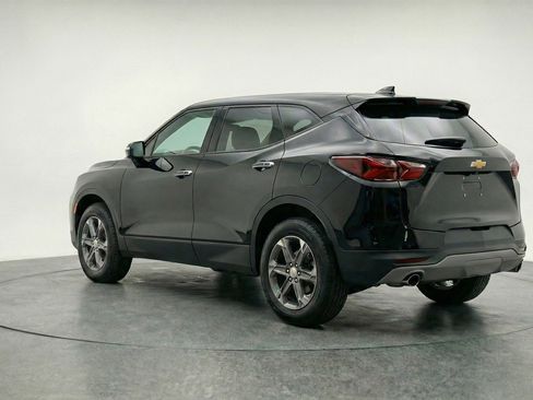 Used 2025 Chevrolet Blazer LT image 6