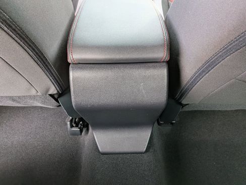 Used 2021 Subaru Impreza 2.0i Sport image 29