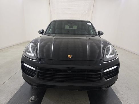 Used 2023 Porsche Cayenne AWD/4WD image 2