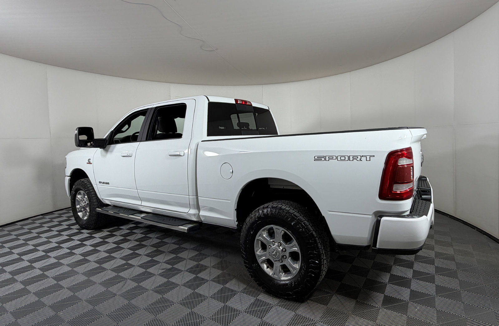 Used 2024 RAM 2500 Lone Star AWD/4WD image 3