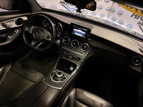 Used 2018 Mercedes-Benz GLC 43 AMG 4MATIC image 27