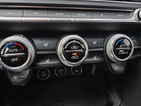 Used 2023 Genesis G70 2.0T w/ Sport Prestige Package image 16