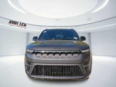 New 2026 Jeep Grand Wagoneer Limited AWD/4WD image 8